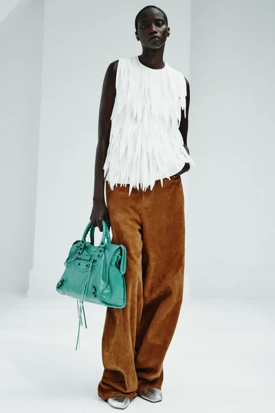 Look 74